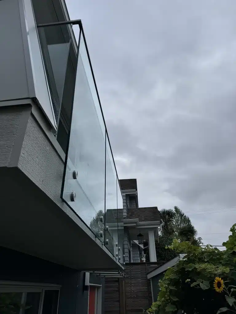 Glass Railing Project (16)