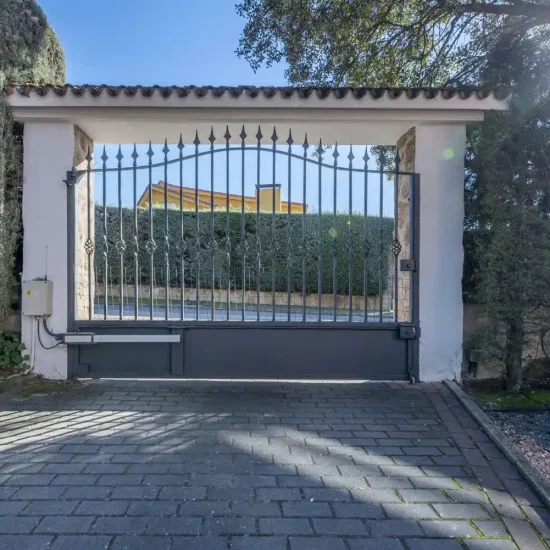 metal-gate